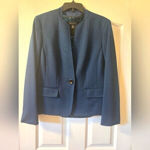 Kasper Twin Set - Blazer Sz 8 & sleeveless top - Sz M. Worn Once!